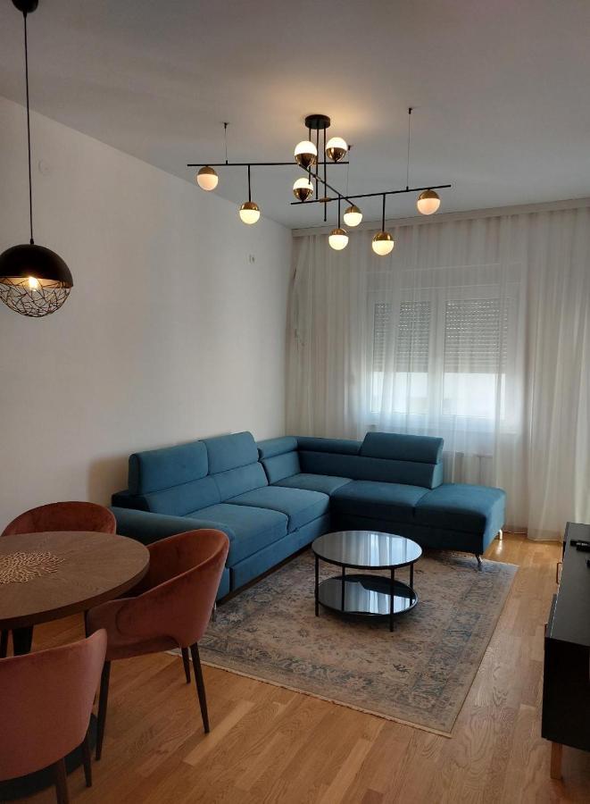Kej Danube lux Apartment Novi Sad Bagian luar foto