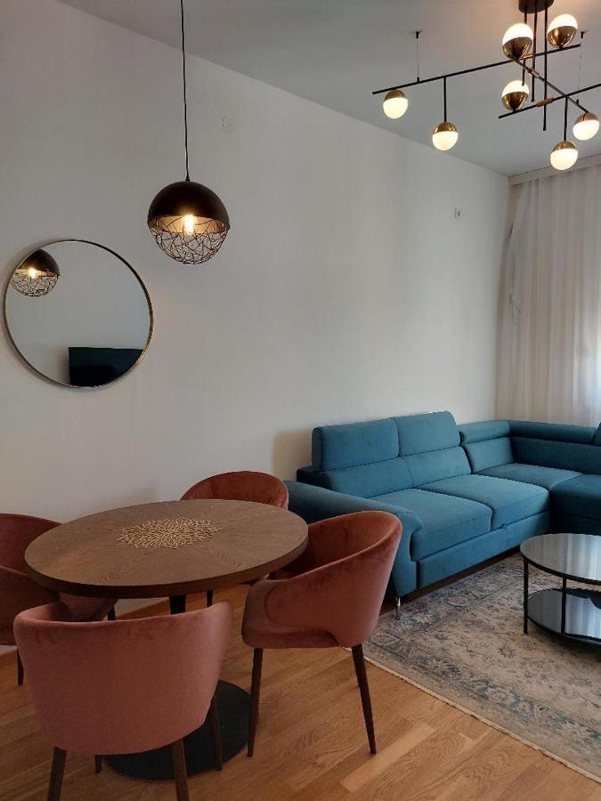 Kej Danube lux Apartment Novi Sad Bagian luar foto